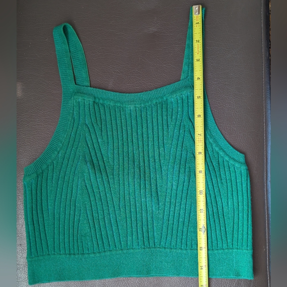 Live the Process Green Ribbed Crop Top - Picture 4 of 5
